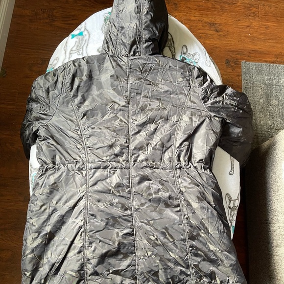 Camo Torrid puff jacket - Picture 9 of 16